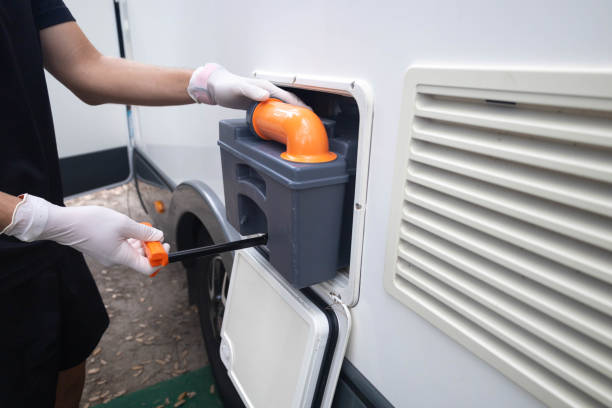 Best Best portable toilet rental  in Milwaukee, WI